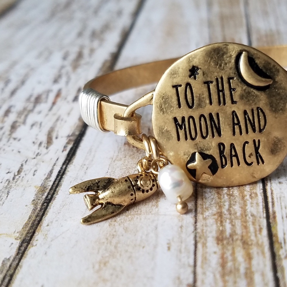 “To the moon & back” bracelet - Picture 5 of 6